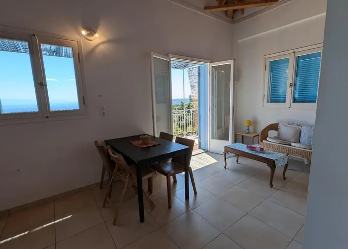 Loft With Sea View Апартаменты *
