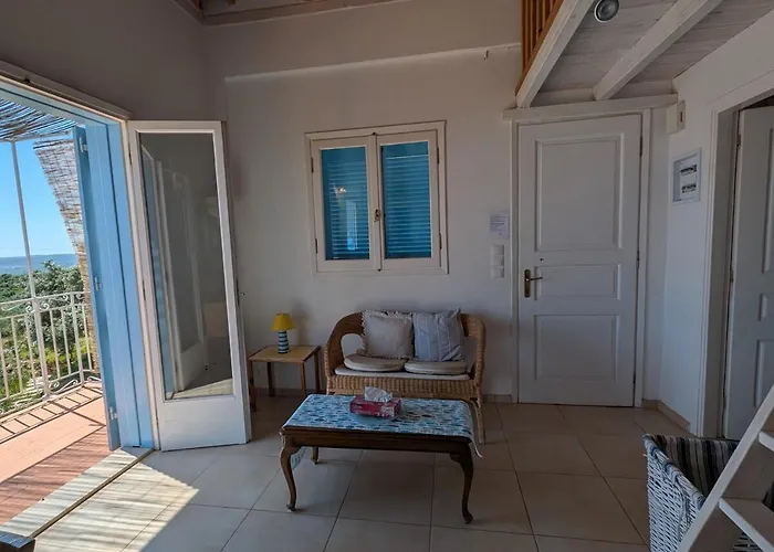 Loft With Sea View * Храни