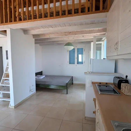 Apartment Loft With Sea View Chrani